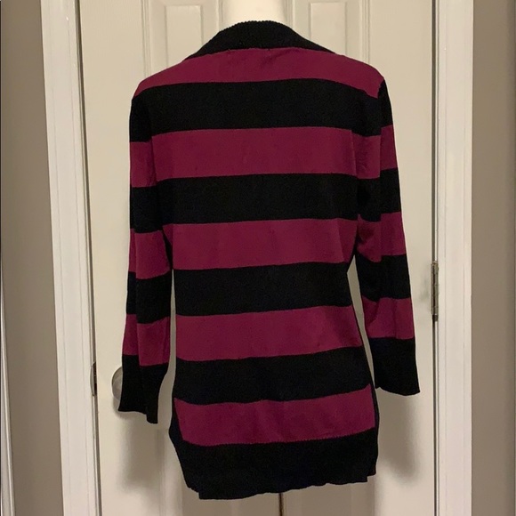 Women’s pink & black striped sweater, Large - Picture 4 of 7